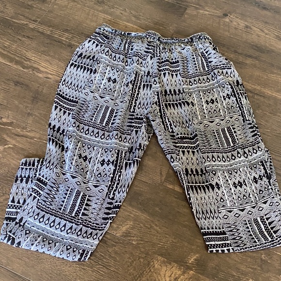 Pants! - Picture 4 of 4